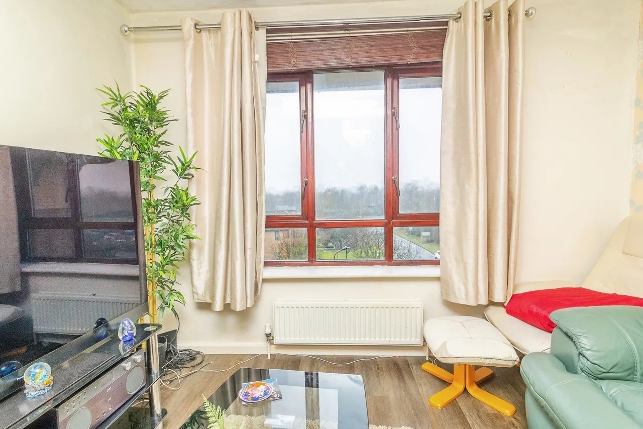 Moorgate, Leadenhall, Milton Keynes, Buckinghamshire, MK6, photo 9
