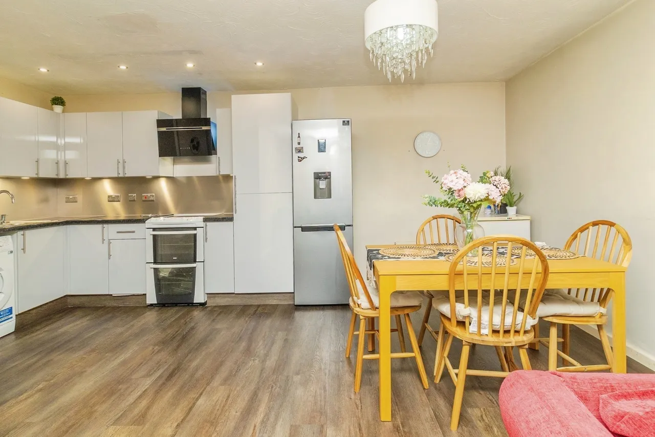 Moorgate, Leadenhall, Milton Keynes, Buckinghamshire, MK6, photo 8