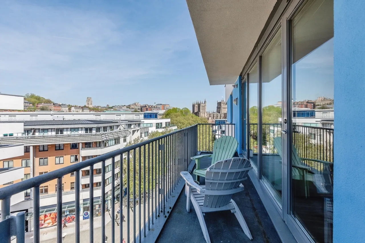 Cathedral Walk, Bristol, BS1, photo 9