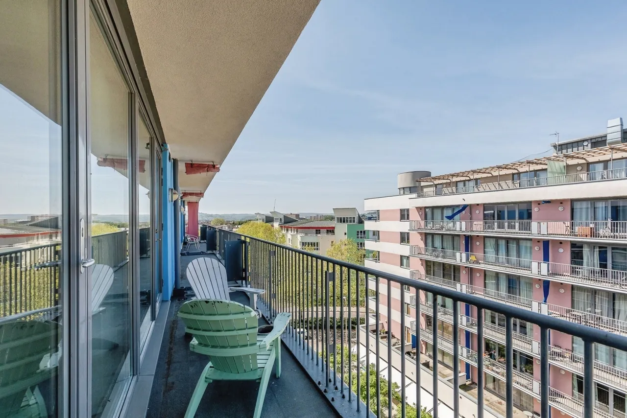 Cathedral Walk, Bristol, BS1, photo 8