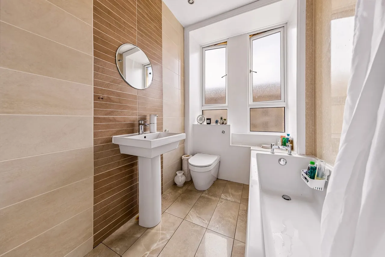 Dumbarton Road, Scotstoun, G14, photo 10