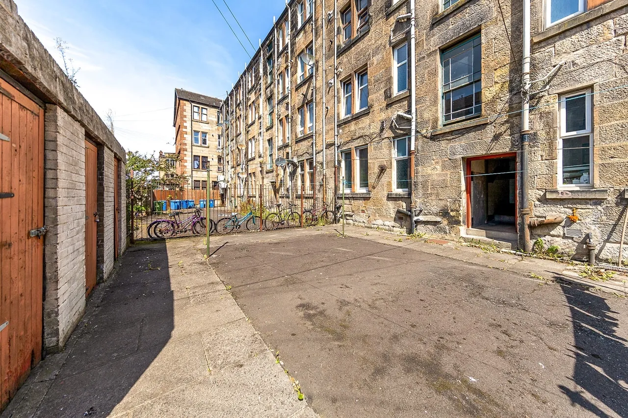 Dumbarton Road, Scotstoun, G14, photo 14