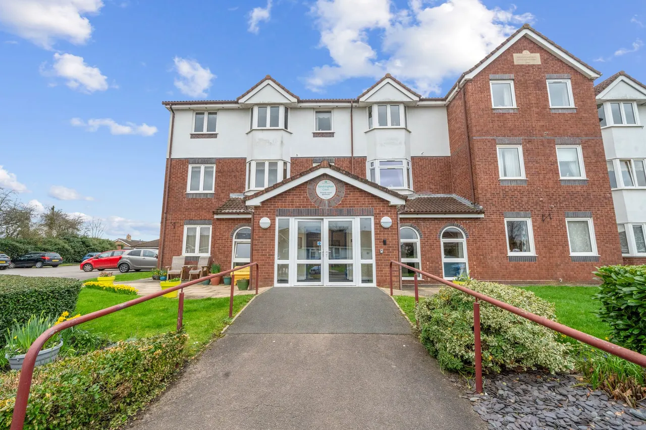 1 bed flat for sale — Sandringham Court Thurlow, Lowton, Warrington, Warrington, WA3 2QN