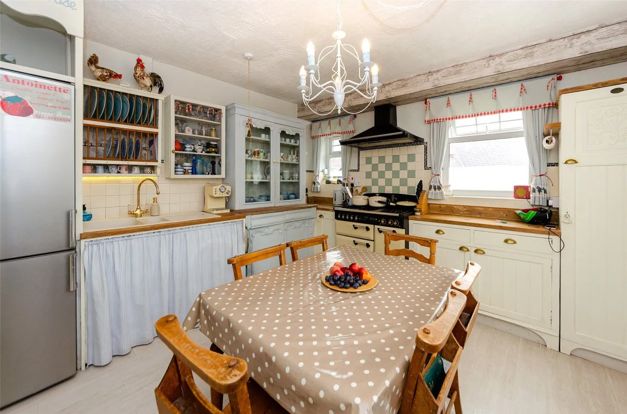 Woodhill Road, Colwyn Bay, LL29, photo 11