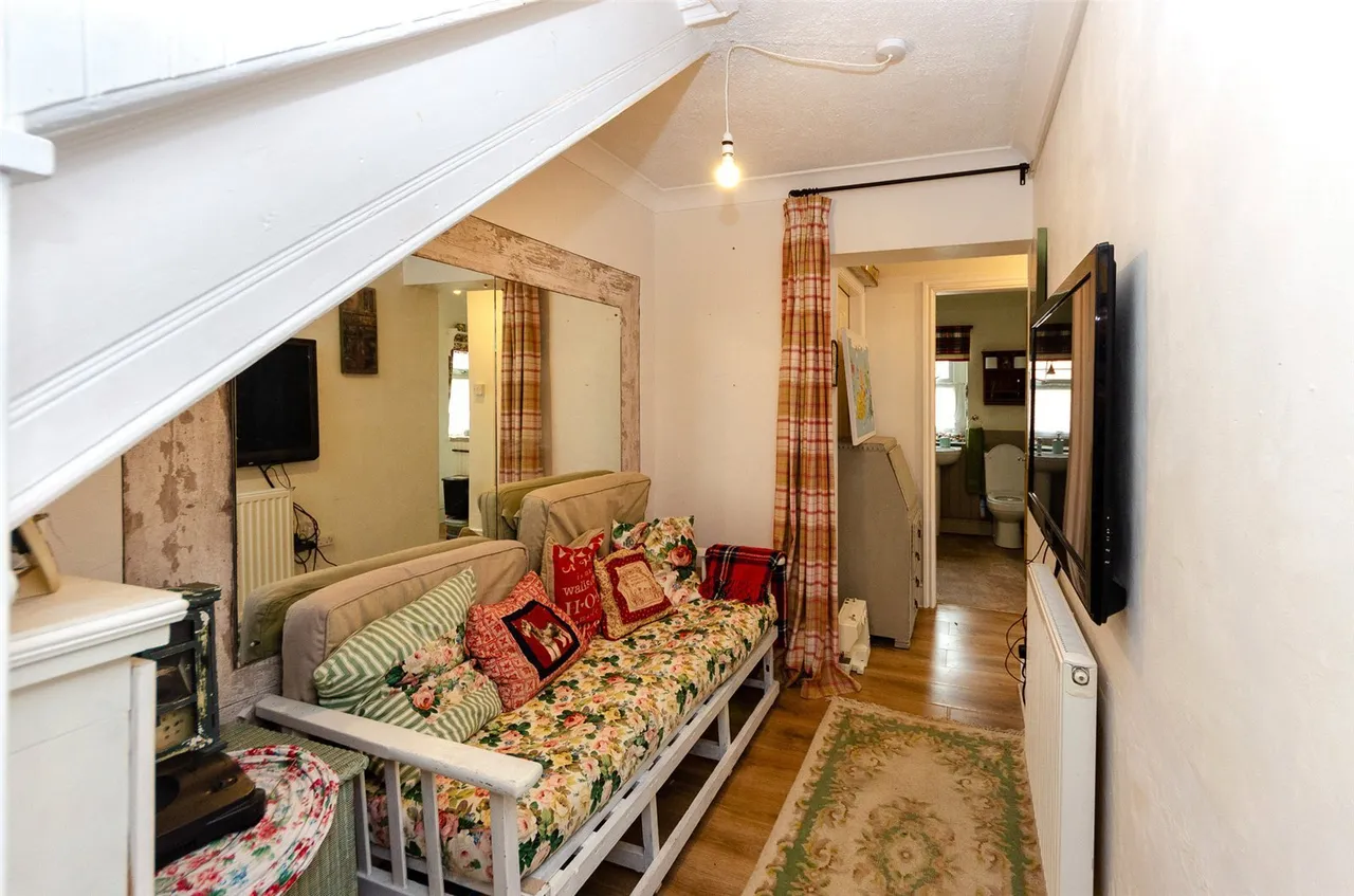 Woodhill Road, Colwyn Bay, LL29, photo 19