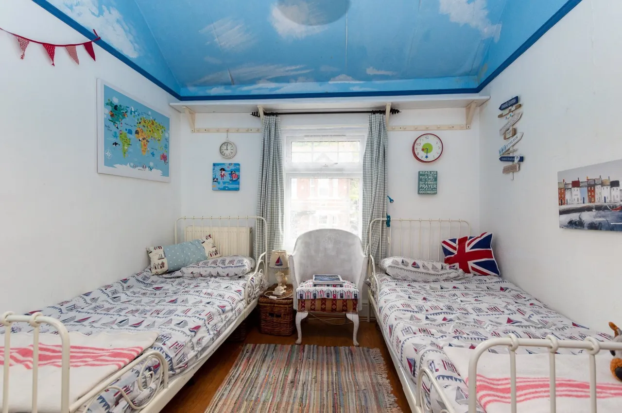 Woodhill Road, Colwyn Bay, LL29, photo 7
