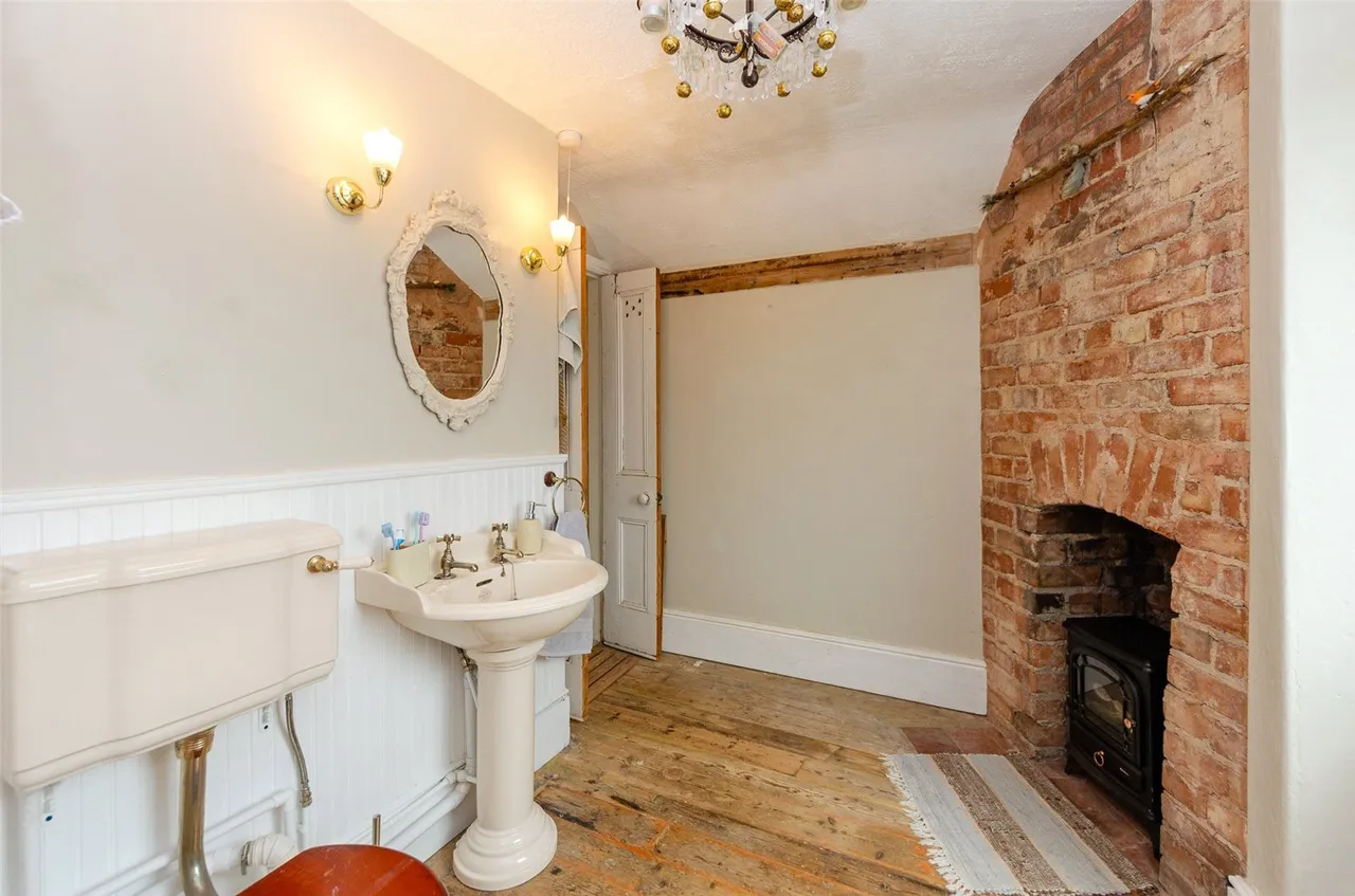 Woodhill Road, Colwyn Bay, LL29, photo 13