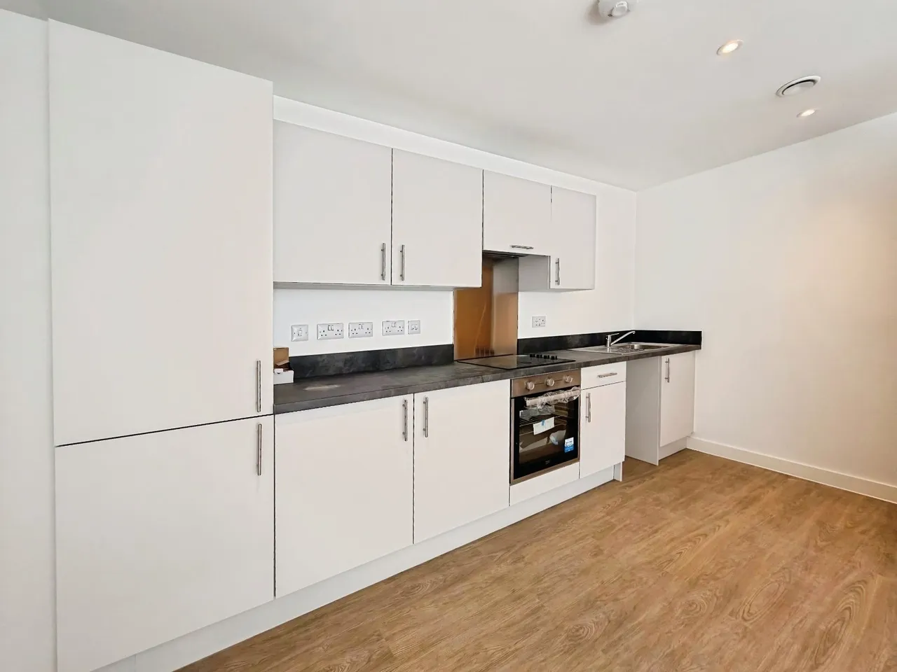 Ordsall Lane, Salford, M5, photo 2