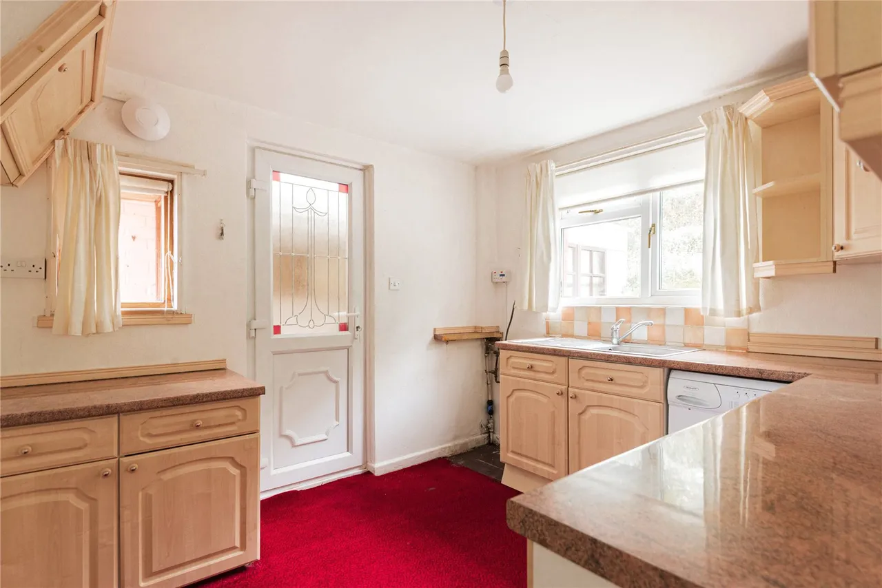 Crescent Gardens, Newtown, Powys, SY16 2HQ, photo 8