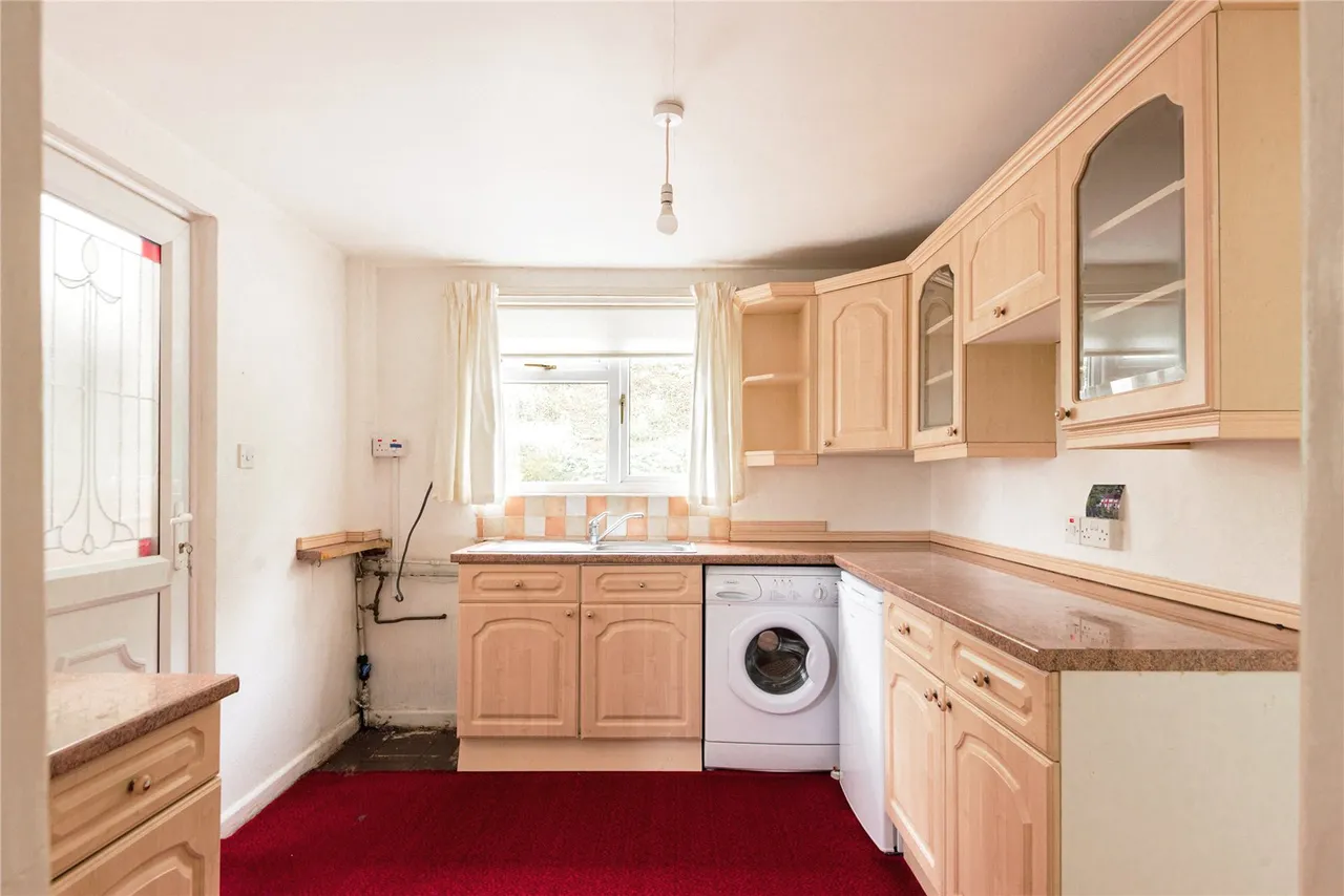Crescent Gardens, Newtown, Powys, SY16 2HQ, photo 7