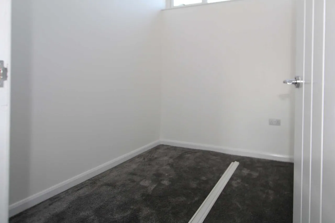 Furtherwick Road, Canvey Island, SS8 7AE, photo 8