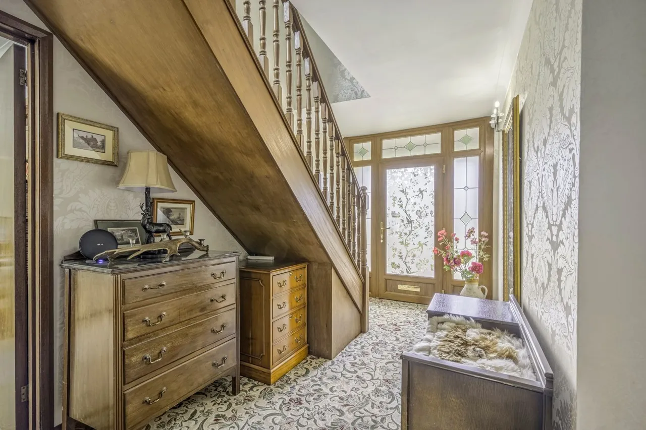 Down Ampney, Cotswolds, GL7, photo 22