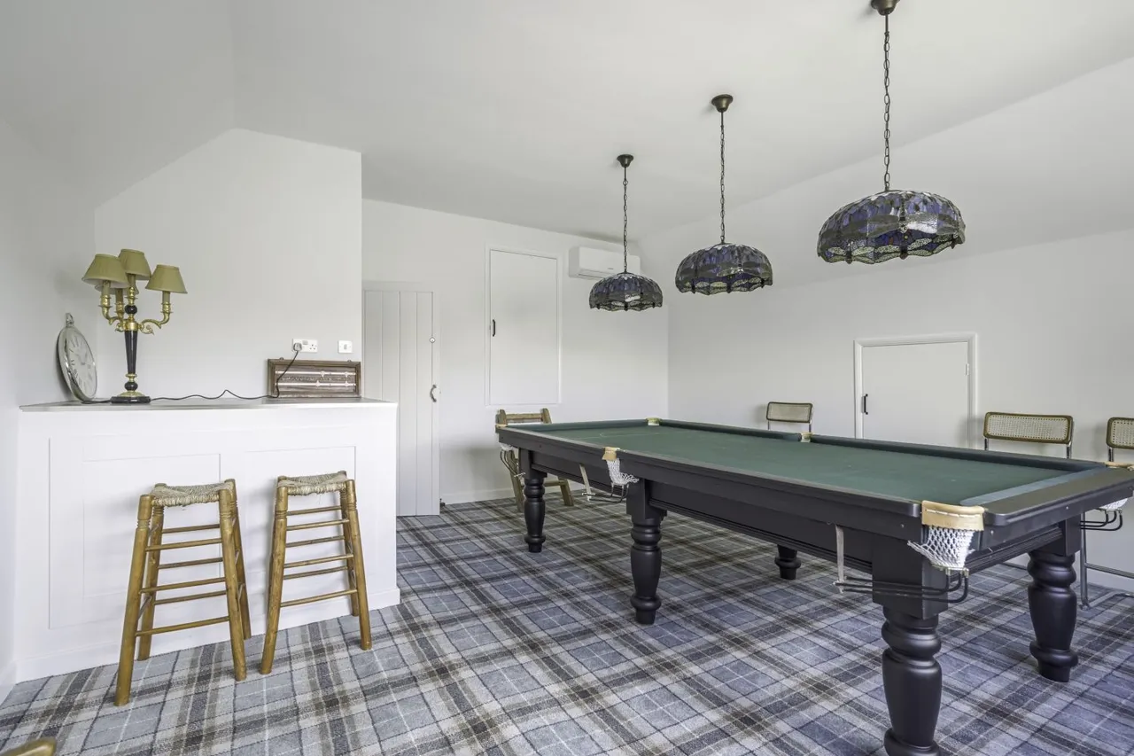 Down Ampney, Cotswolds, GL7, photo 7