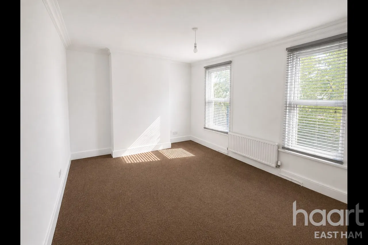 Grangewood Street, E6, photo 7