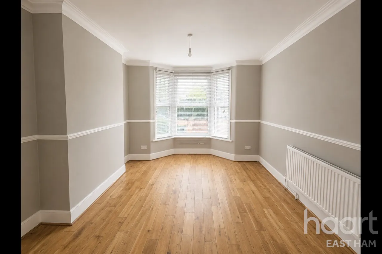 Grangewood Street, E6, photo 3