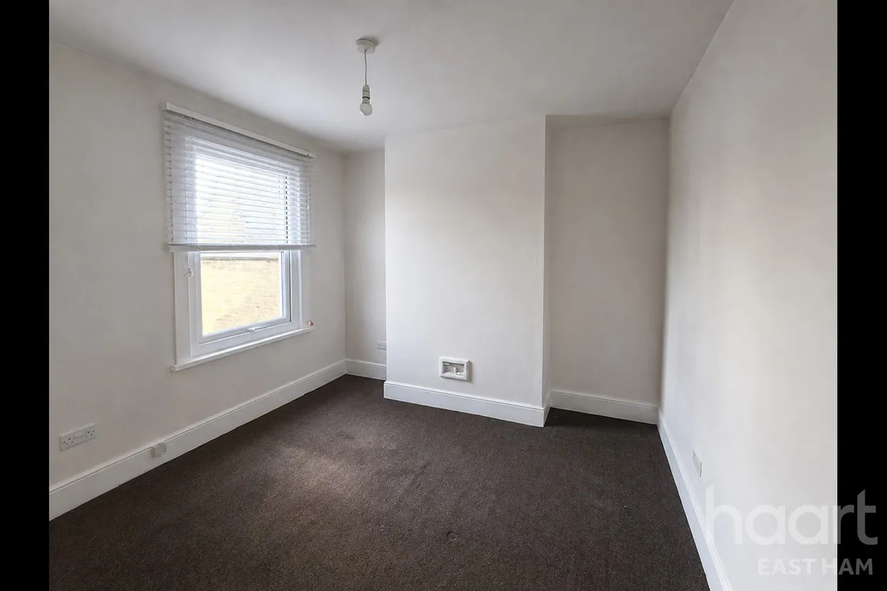 Grangewood Street, E6, photo 8