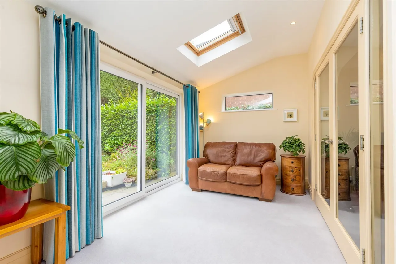 Hadrian Way, Northwich, photo 14