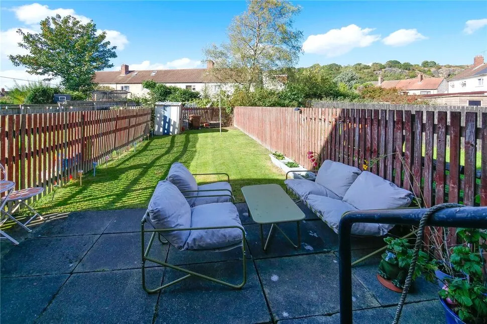 Central Avenue, Baildon, BD17, photo 5