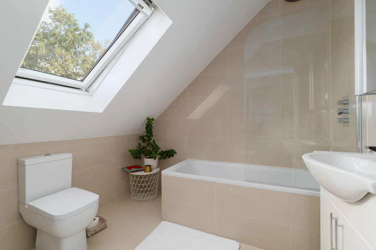 Granite Street, London, SE18, photo 12