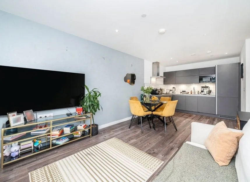 Wallis Road, Hackney, E9, photo 9