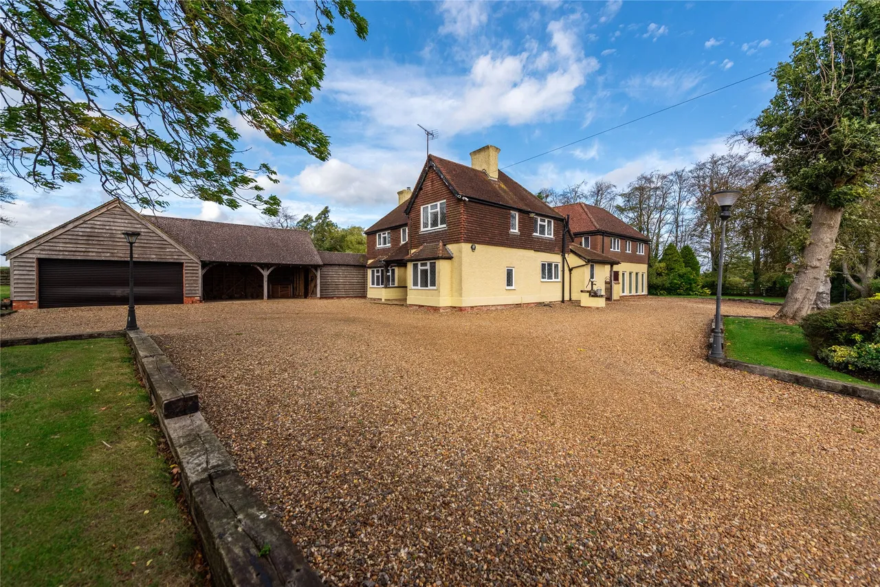 Church Street, Blakesley, NN12, photo 2