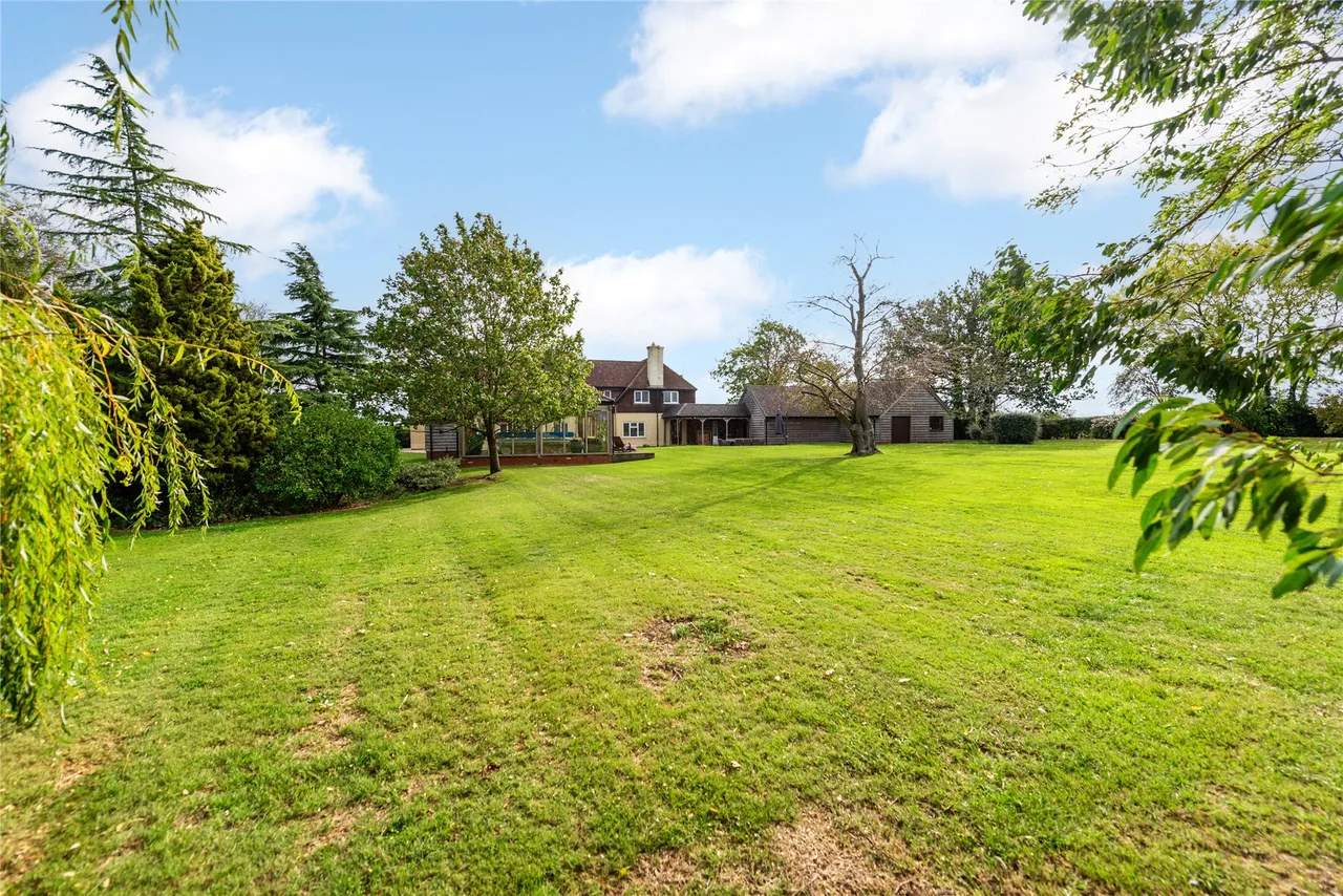 Church Street, Blakesley, NN12, photo 5