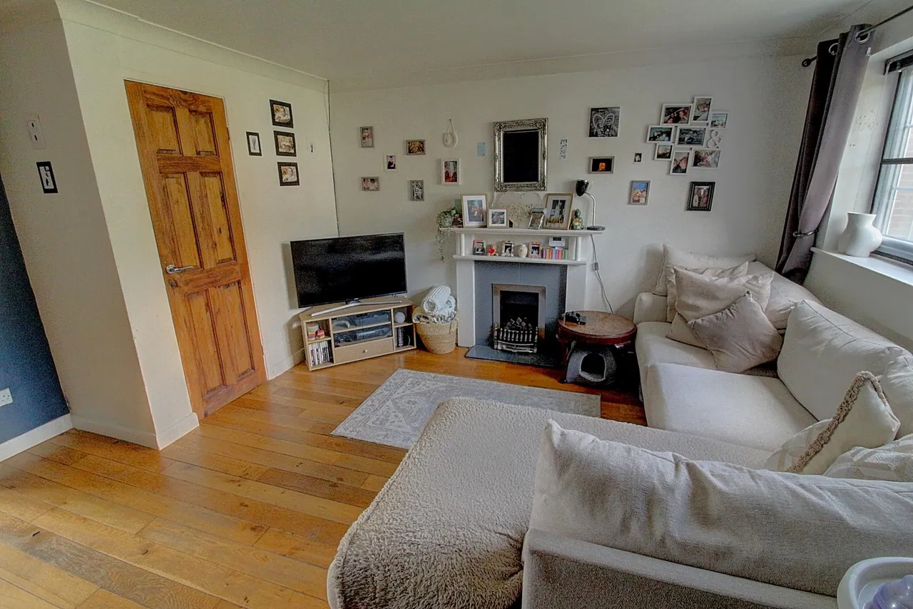 Hereford Close, Barwell, LE9, photo 3
