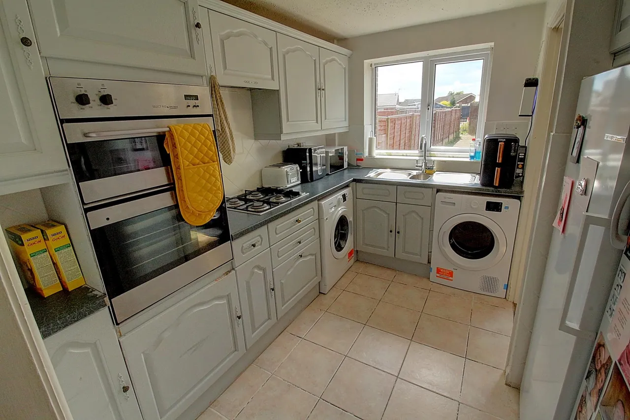 Hereford Close, Barwell, LE9, photo 4