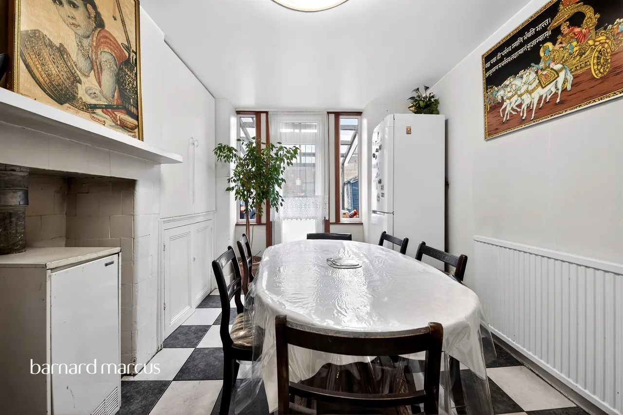 Lambert Road, London, N12, photo 5