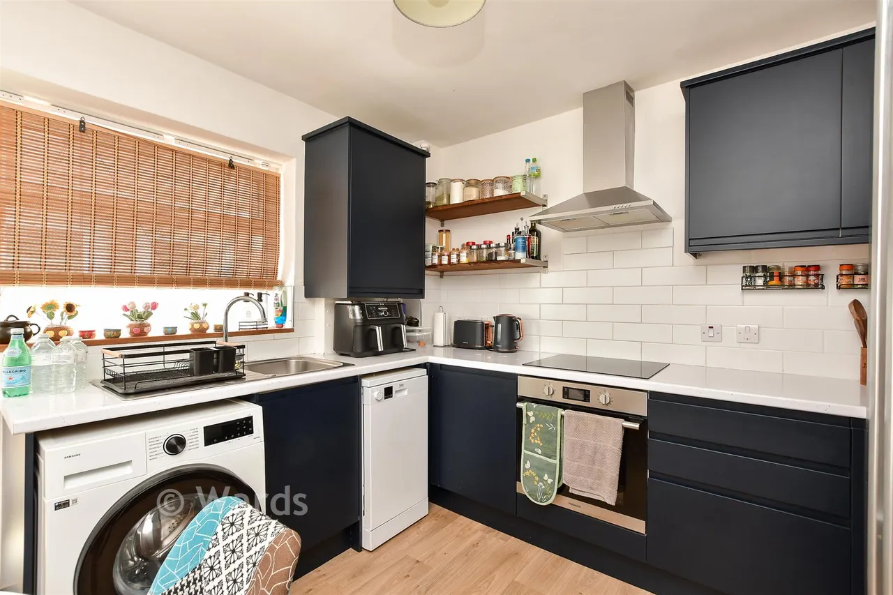 Edith Road, Ramsgate, CT11, photo 9