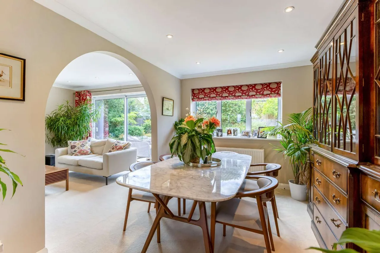 The Street, West Horsley, Leatherhead, Surrey, KT24 6HY, photo 11