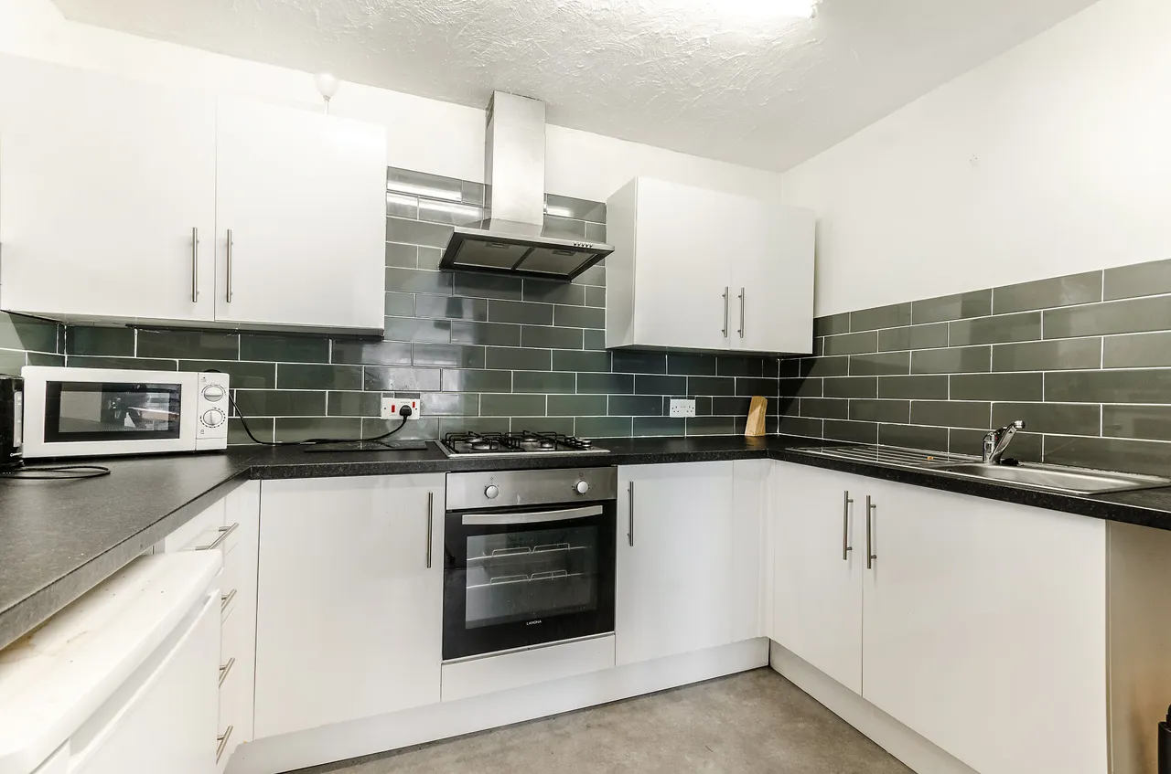 25 Wilkins Close, Mitcham, photo 8