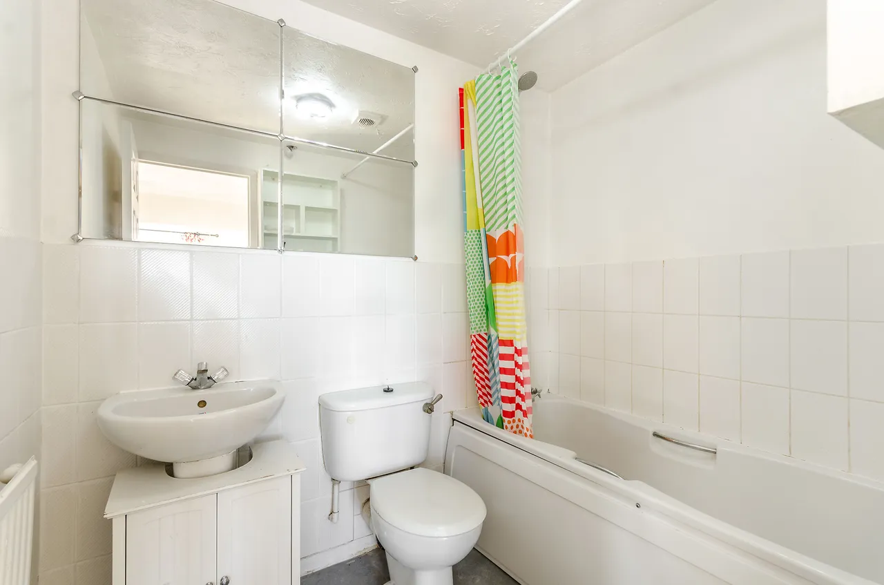 25 Wilkins Close, Mitcham, photo 10