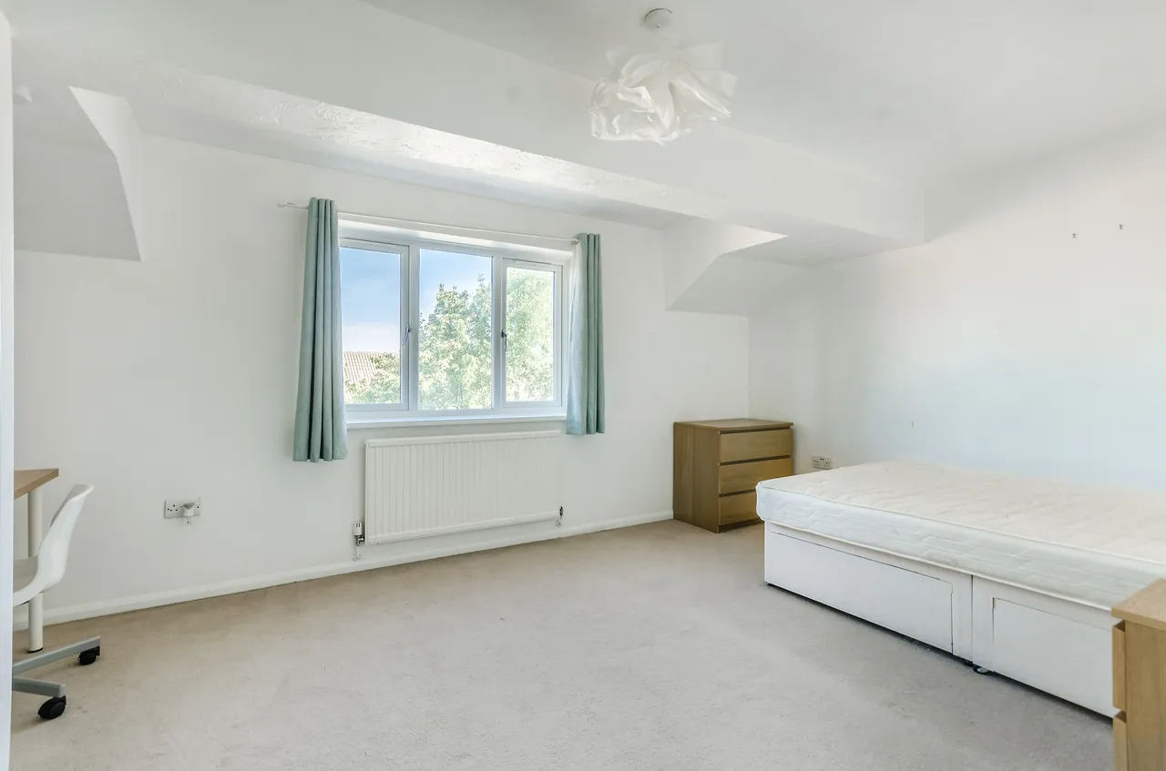25 Wilkins Close, Mitcham, photo 4