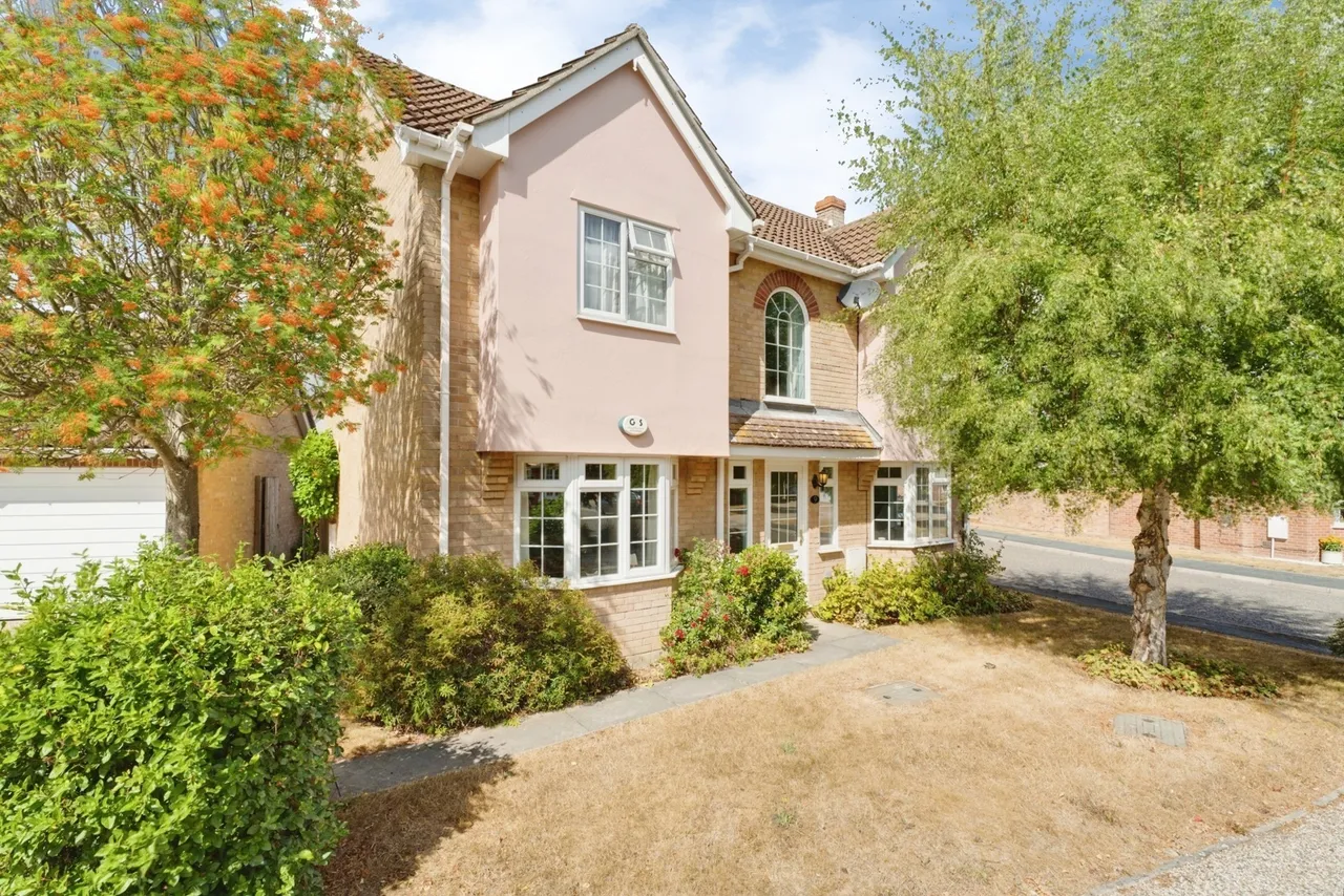 Bramble Way, Leavenheath, Colchester, Suffolk, CO6, photo 21