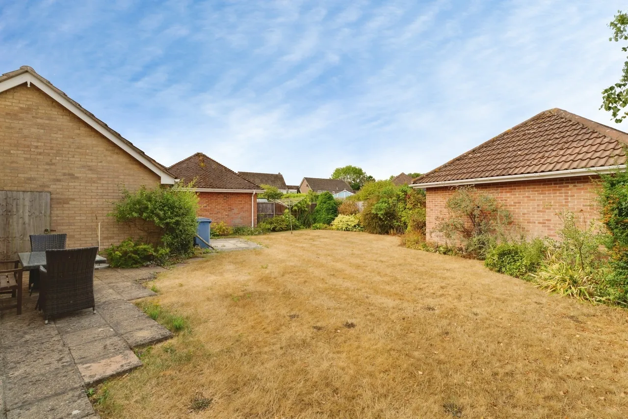 Bramble Way, Leavenheath, Colchester, Suffolk, CO6, photo 19
