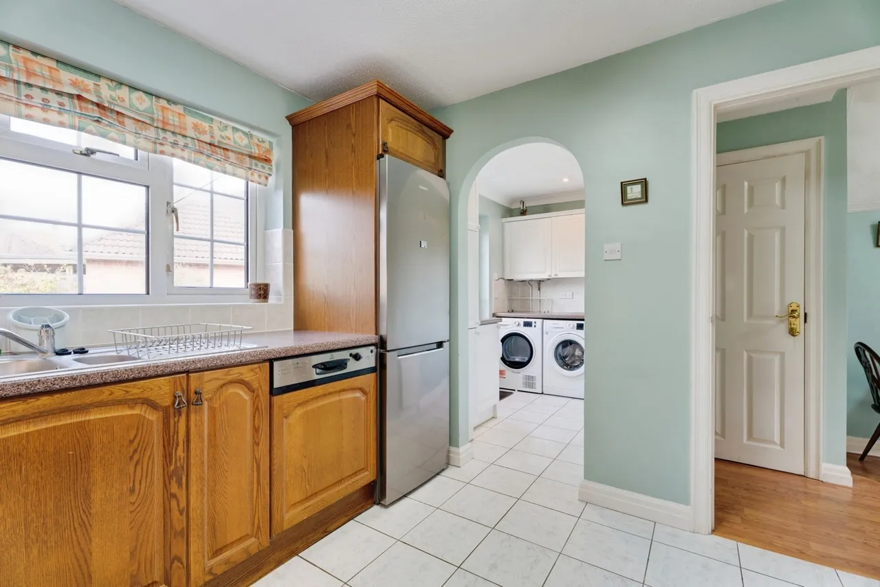 Bramble Way, Leavenheath, Colchester, Suffolk, CO6, photo 6