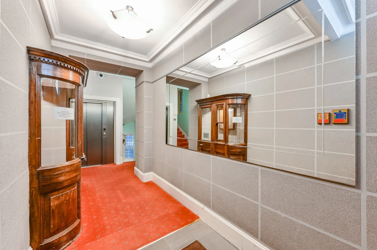39 Manor House, Marylebone Road, London, photo 9