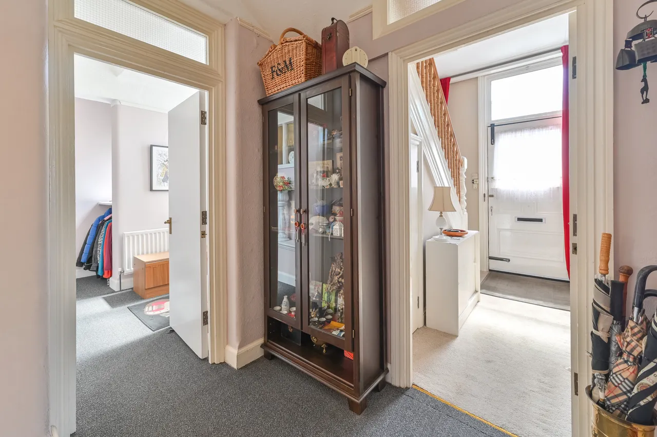 43 Wheathill Road, London, photo 6