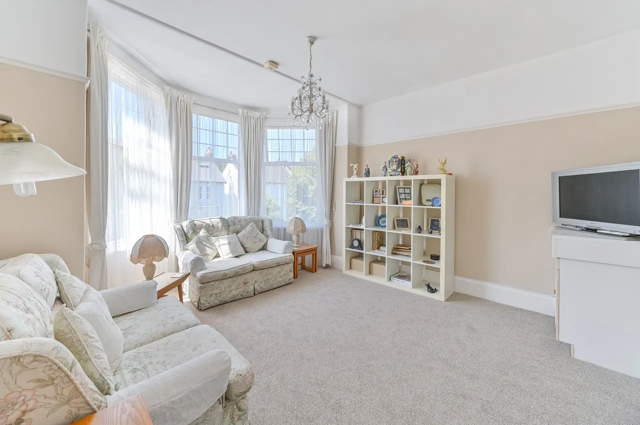 43 Wheathill Road, London, photo 4