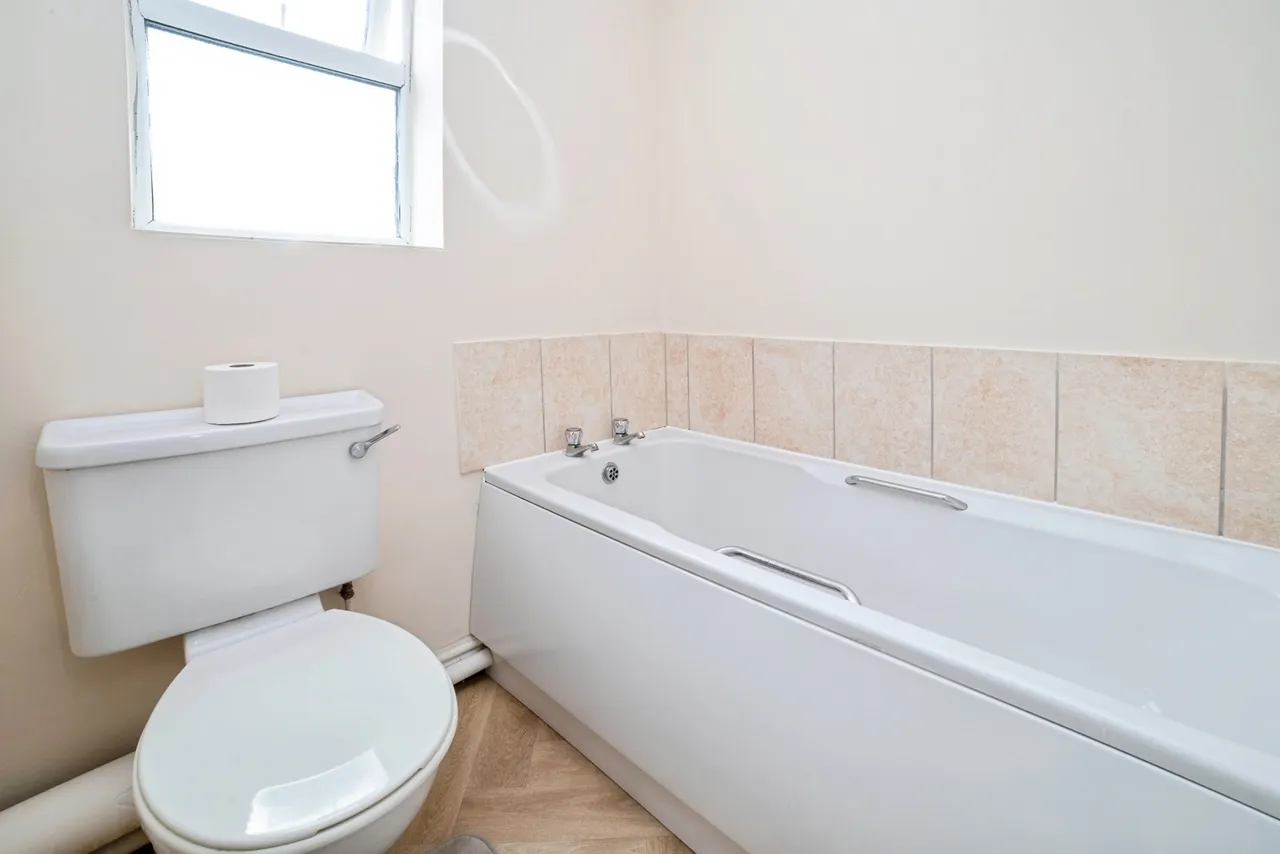 New Hucknall Waye, Huthwaite, NG17, photo 12