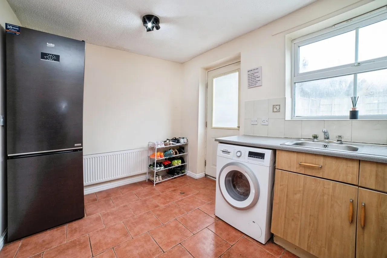 New Hucknall Waye, Huthwaite, NG17, photo 7