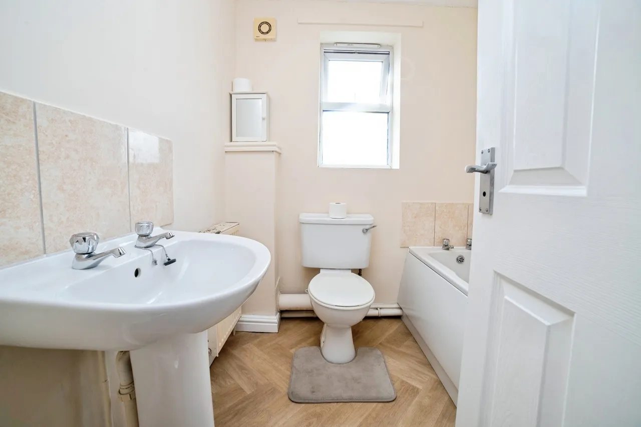 New Hucknall Waye, Huthwaite, NG17, photo 13
