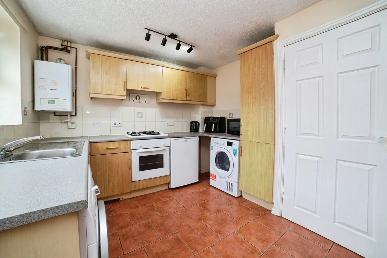 New Hucknall Waye, Huthwaite, NG17, photo 6