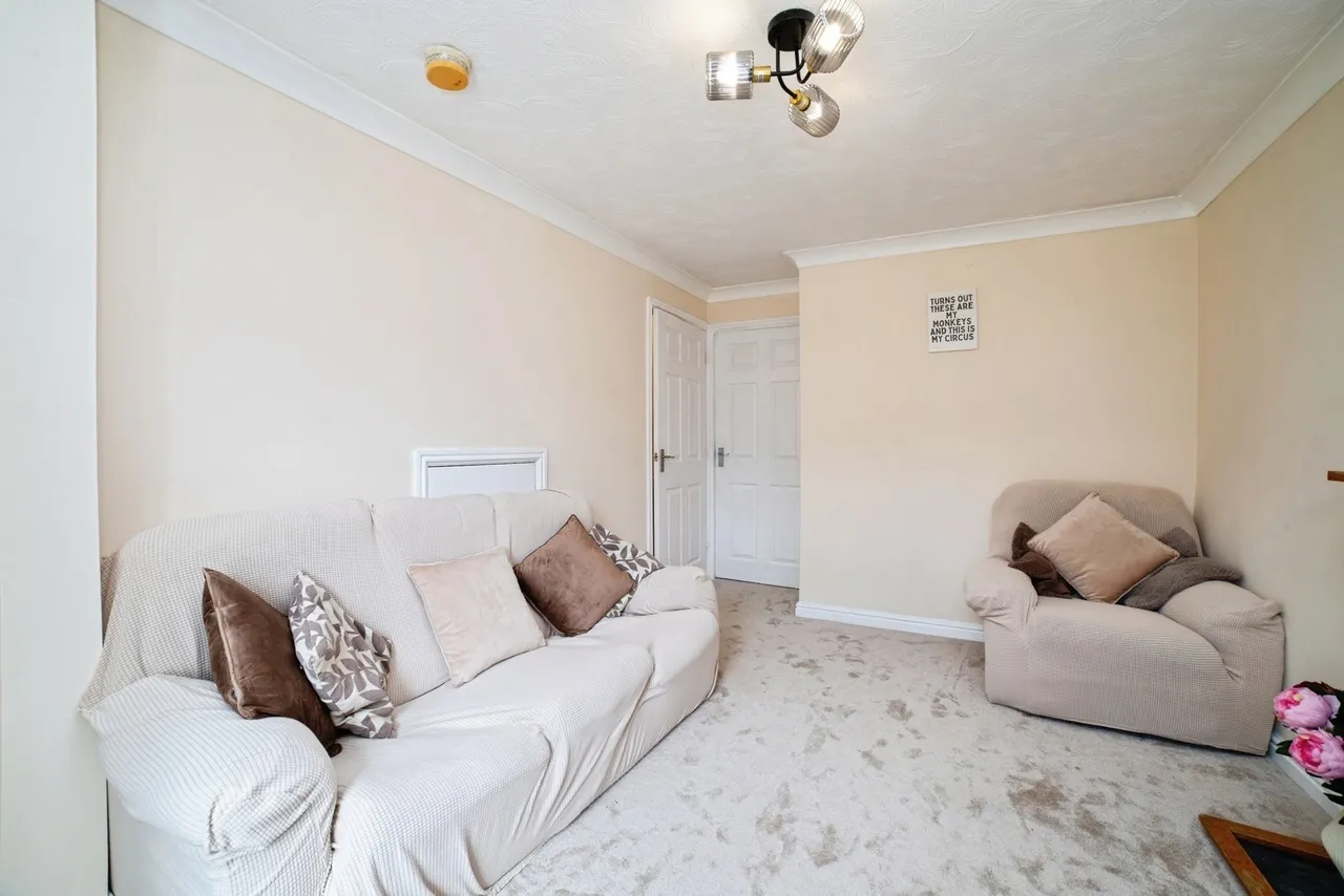 New Hucknall Waye, Huthwaite, NG17, photo 5
