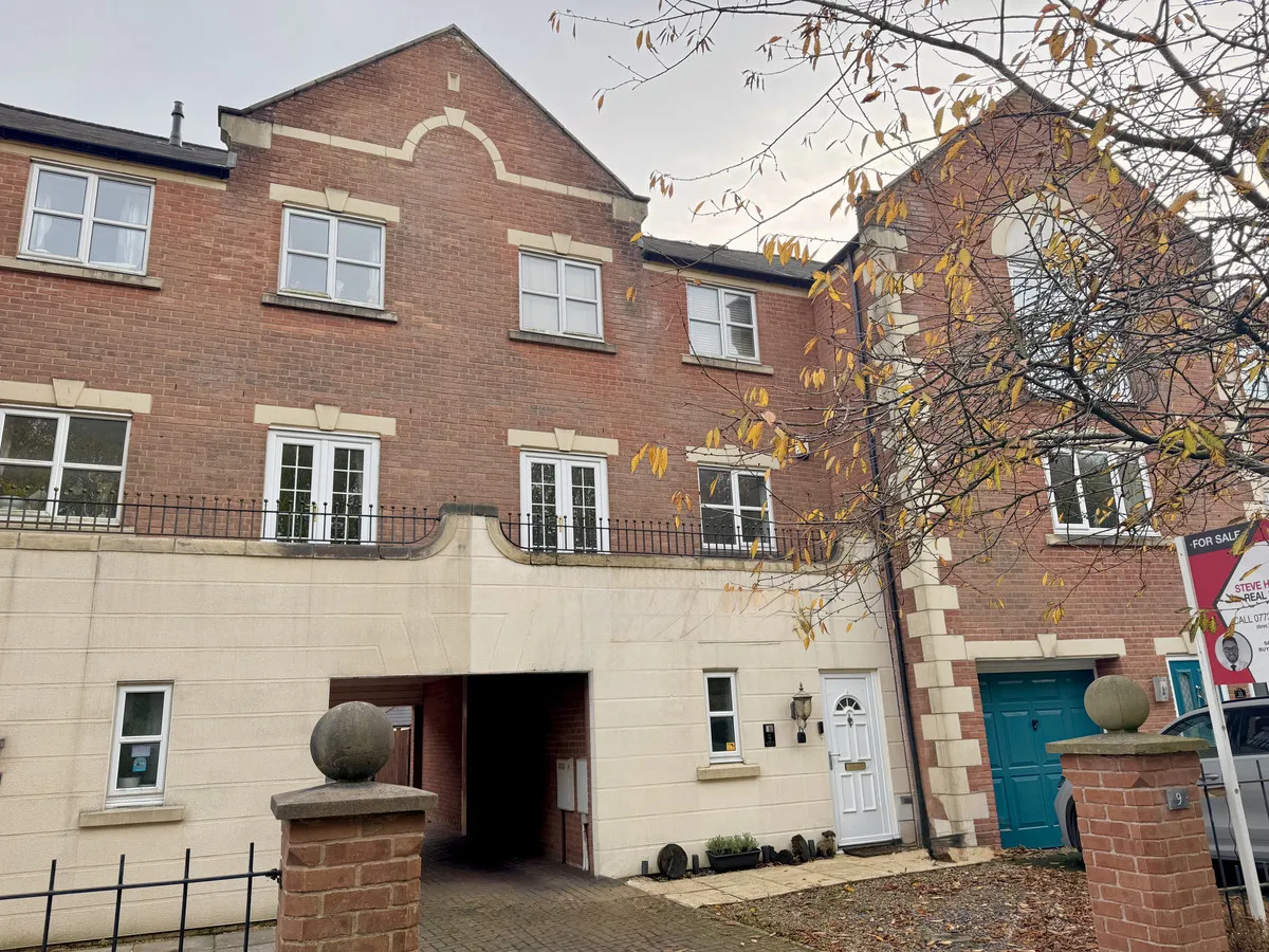 3 bed house for sale, Greenside, Preston, PR4