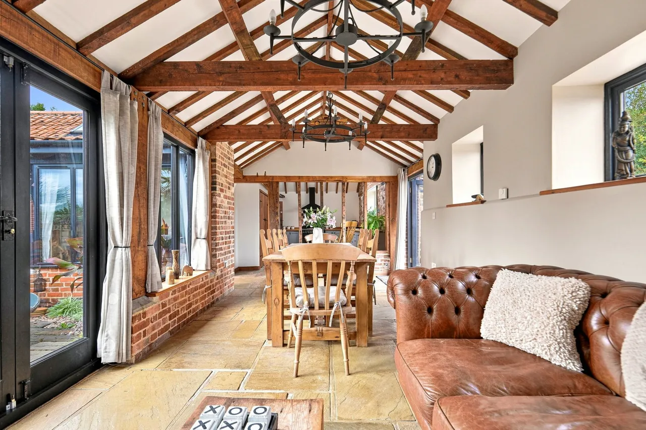 The Turnpike, Carleton Rode, NR16, photo 18