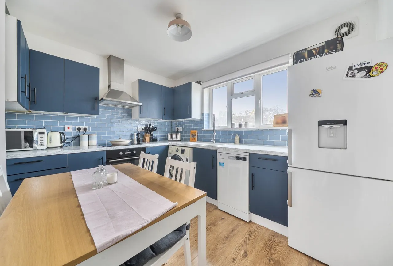 Phipps Bridge Road, London, SW19 2SU, photo 3