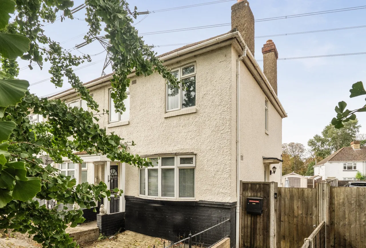 2 bed flat for sale — Phipps Bridge Road, London, SW19 2SU