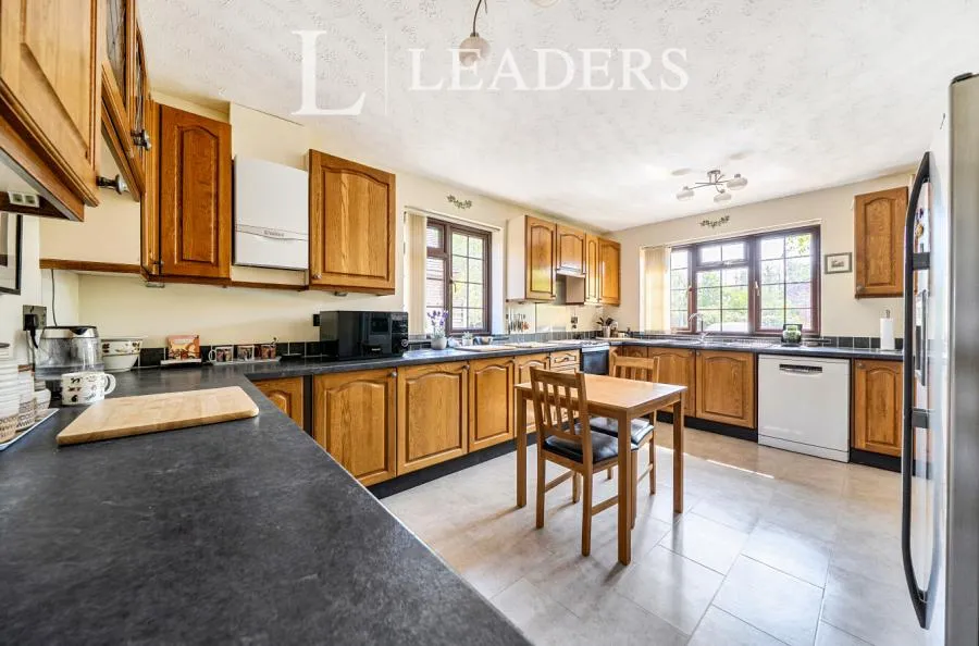 Whetsted Road, Five Oak Green, TN12, photo 3